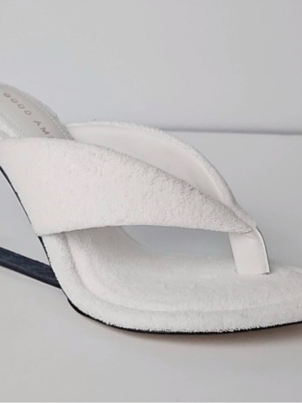 Good American White Plush Thong Wedge Sandals - Picture 2 of 6